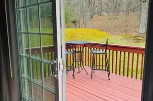 102 Crescent Lake Cove Ct, Milford, PA 18337 - Photo 19