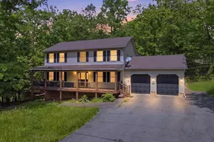4125 Winchester Way, Bushkill, PA 18324 - Photo 1