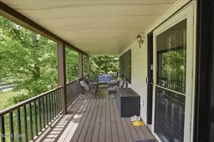 4125 Winchester Way, Bushkill, PA 18324 - Photo 5