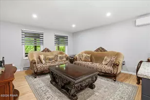 4125 Winchester Way, Bushkill, PA 18324 - Photo 9