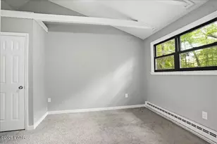 5926 Decker Rd, Bushkill, PA 18324 - Photo 31