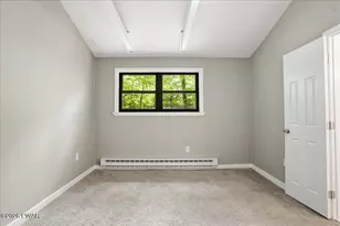 5926 Decker Rd, Bushkill, PA 18324 - Photo 35