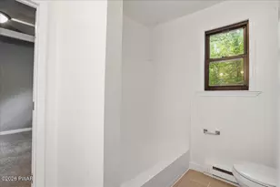 5926 Decker Rd, Bushkill, PA 18324 - Photo 27