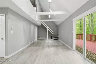 5926 Decker Rd, Bushkill, PA 18324 - Photo 13