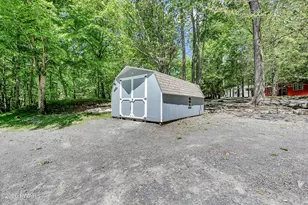 14 W Lakeside Dr, Lakeville, PA 18438 - Photo 61
