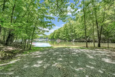 14 W Lakeside Drive, Lakeville, PA 18438 - Photo 15