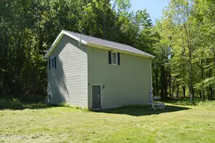 478 Gravity Rd, Lake Ariel, PA 18436 - Photo 5