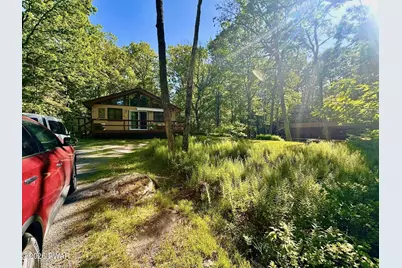 107 Fetlock Drive, Hawley, PA 18428 - Photo 1