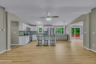 152 W Shore Dr, Hawley, PA 18428 - Photo 7