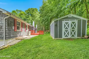 152 W Shore Dr, Hawley, PA 18428 - Photo 31