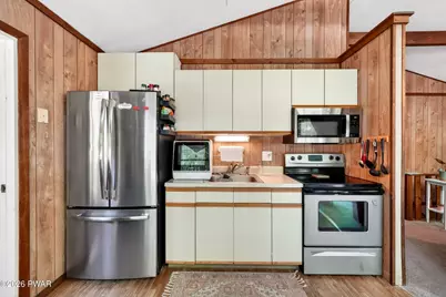 803 Buckhorn Court, Hawley, PA 18428 - Photo 5