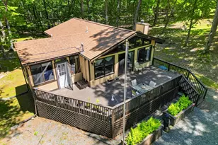 803 Buck Horn Ct, Hawley, PA 18428 - Photo 1
