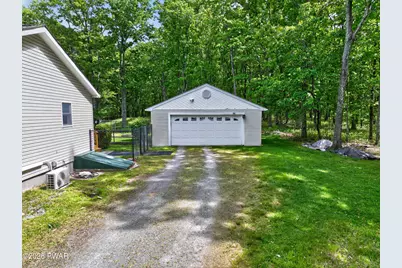 109 Red Rock Circle, Hawley, PA 18428 - Photo 5