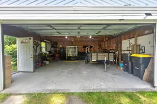 109 Red Rock Cir, Hawley, PA 18428 - Photo 7