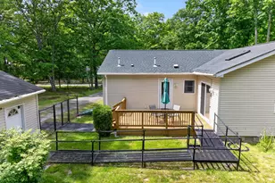 109 Red Rock Cir, Hawley, PA 18428 - Photo 43