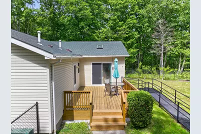 109 Red Rock Circle, Hawley, PA 18428 - Photo 3