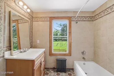 1015 Rt 390, Greentown, PA 18426 - Photo 45