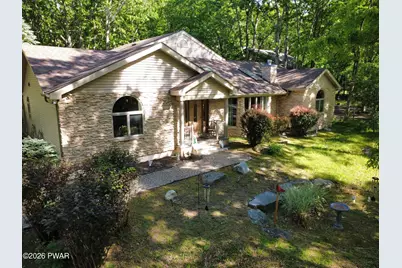 802 Paddock, Lords Valley, PA 18428 - Photo 3