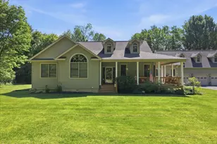 104 S Turnpike Rd, Newfoundland, PA 18445 - Photo 11