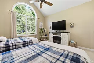 104 S Turnpike Rd, Newfoundland, PA 18445 - Photo 59