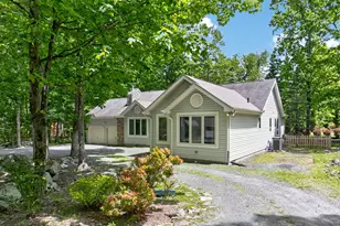151 Willow Dr, Hawley, PA 18428 - Photo 5