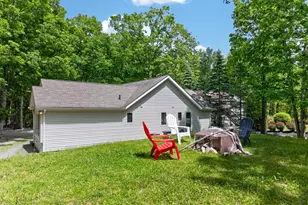 151 Willow Dr, Hawley, PA 18428 - Photo 7