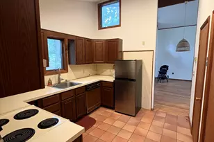 213 Hillside Dr, Hawley, PA 18428 - Photo 9