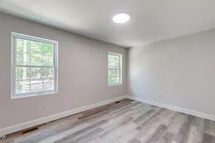 102 Buttercup Terrace, Milford, PA 18337 - Photo 15