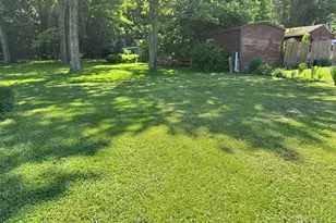 113 E Oak Ln, Greentown, PA 18426 - Photo 27