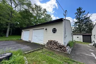 113 E Oak Ln, Greentown, PA 18426 - Photo 19