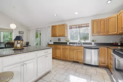 808 Woodland Court, Lords Valley, PA 18428 - Photo 13