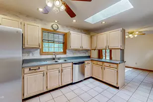 111 Miriam Ln, Milford, PA 18337 - Photo 9
