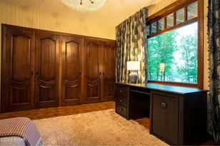 469 Main St, Gouldsboro, PA 18424 - Photo 55