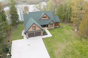 469 Main St, Gouldsboro, PA 18424 - Photo 93