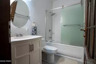 469 Main St, Gouldsboro, PA 18424 - Photo 29