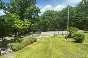 119 Puma Ct, Dingmans Ferry, PA 18328 - Photo 5