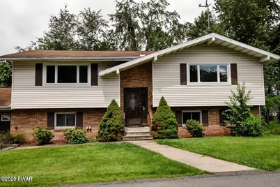 3 Bruno Drive #2nd Floor, Throop, PA 18512 - Photo 1