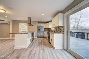 959 Rt 507, Greentown, PA 18426 - Photo 7
