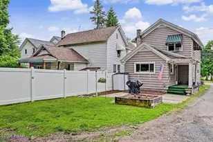1742 Main St, Blakely, PA 18447 - Photo 43