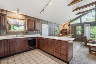 129 Underwood Ln, Lake Ariel, PA 18427 - Photo 23