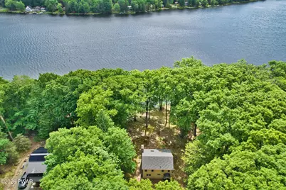 113 E Shore Drive, Hawley, PA 18428 - Photo 23