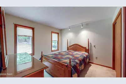 113 E Shore Drive, Hawley, PA 18428 - Photo 5