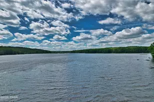 113 E Shore Dr, Hawley, PA 18428 - Photo 21