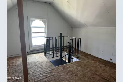 502 W Harford Street #2nd Floor, Milford, PA 18337 - Photo 7