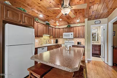 218 (605) Lakeview Drive W, Lake Ariel, PA 18436 - Photo 33