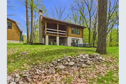 69 E Shore Drive, Hawley, PA 18428 - Photo 23