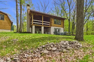 69 E Shore Dr, Hawley, PA 18428 - Photo 23