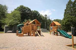 69 E Shore Dr, Hawley, PA 18428 - Photo 41