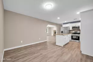 8913 Deerfield Rd, Tobyhanna, PA 18466 - Photo 11