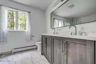 49 Lake View Dr, Lake Ariel, PA 18436 - Photo 19